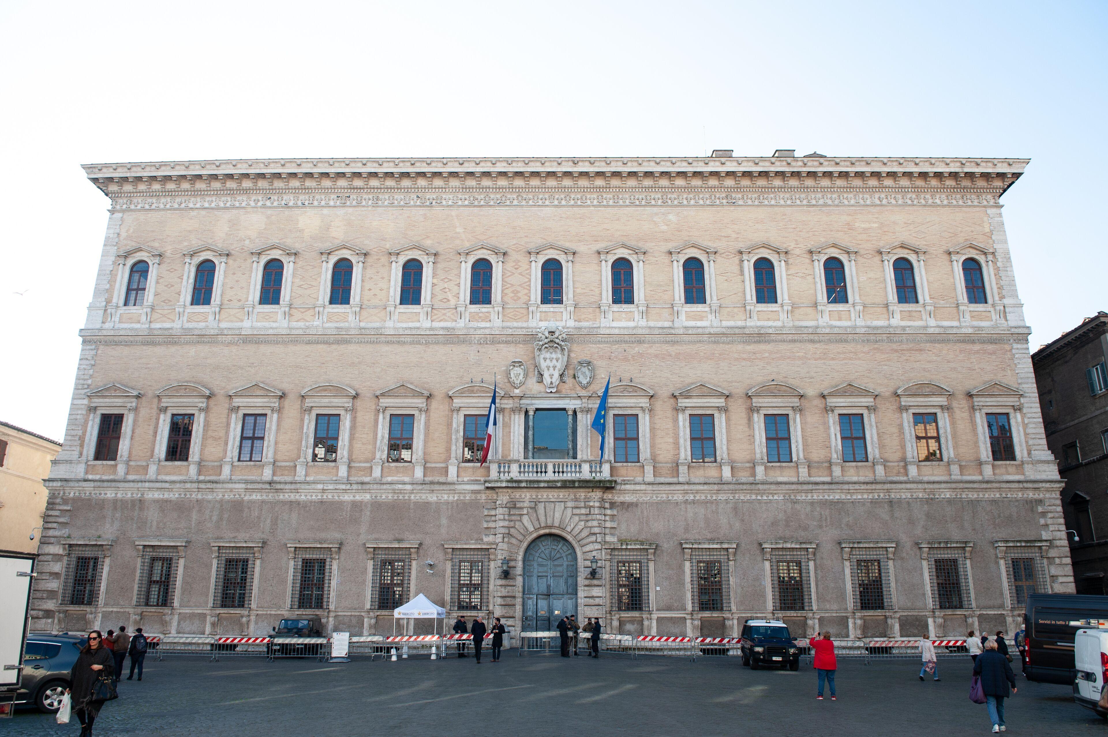Starhome Navona — Photos 1